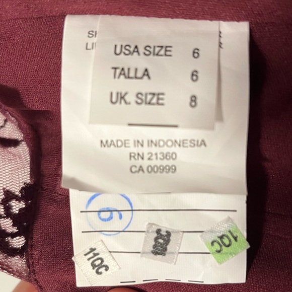 Maroon/Wine Bridesmaid Dress - Picture 4 of 4